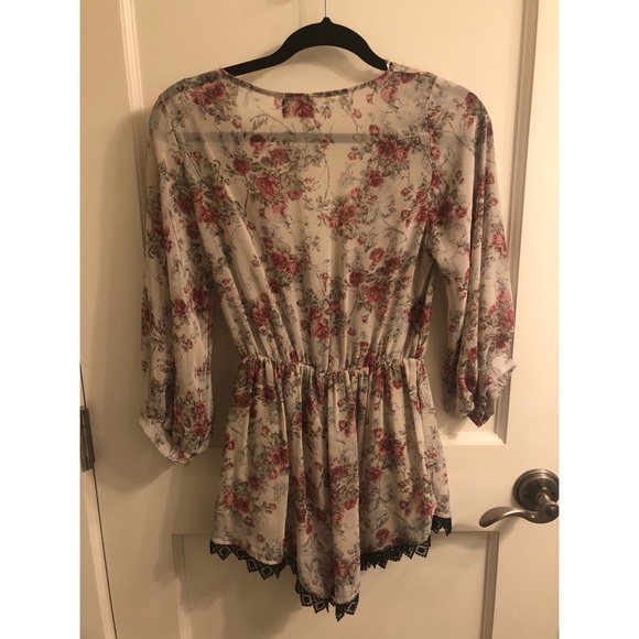 FLORAL ROMPER - Picture 2 of 2